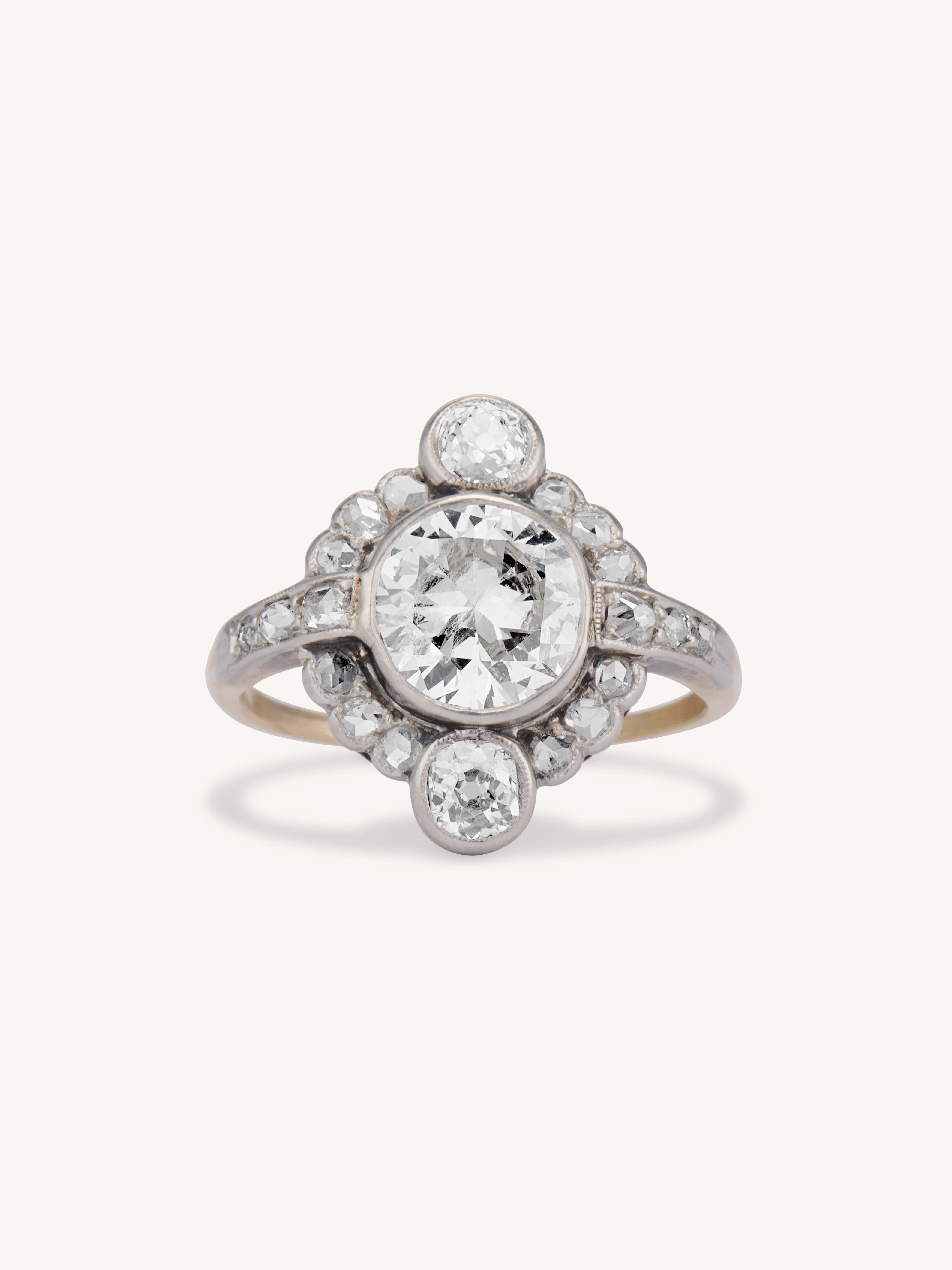 Edwardian 2.00 Carat Old European Cut Diamond Unique Cluster Engagement Ring