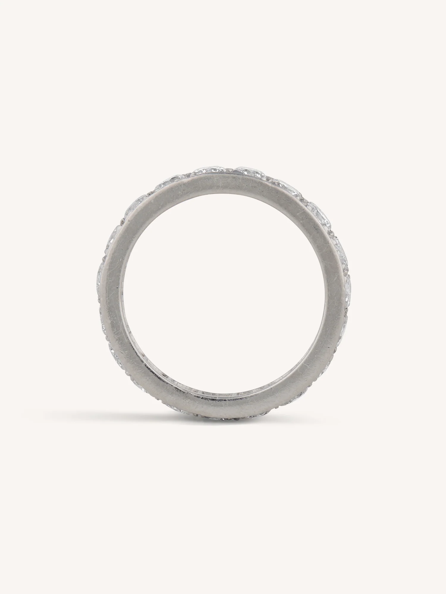 Van Cleef & Arpels 2 Carat Late Art Deco Round Cut Diamond Vintage Eternity Band, France - Size 5.25 - Image 5
