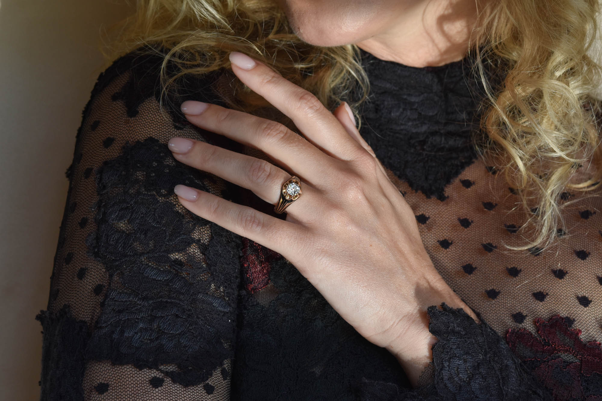 Victorian 1.07 Carat Old European Cut Diamond & Enamel Belcher Antique Engagement Ring - Image 7